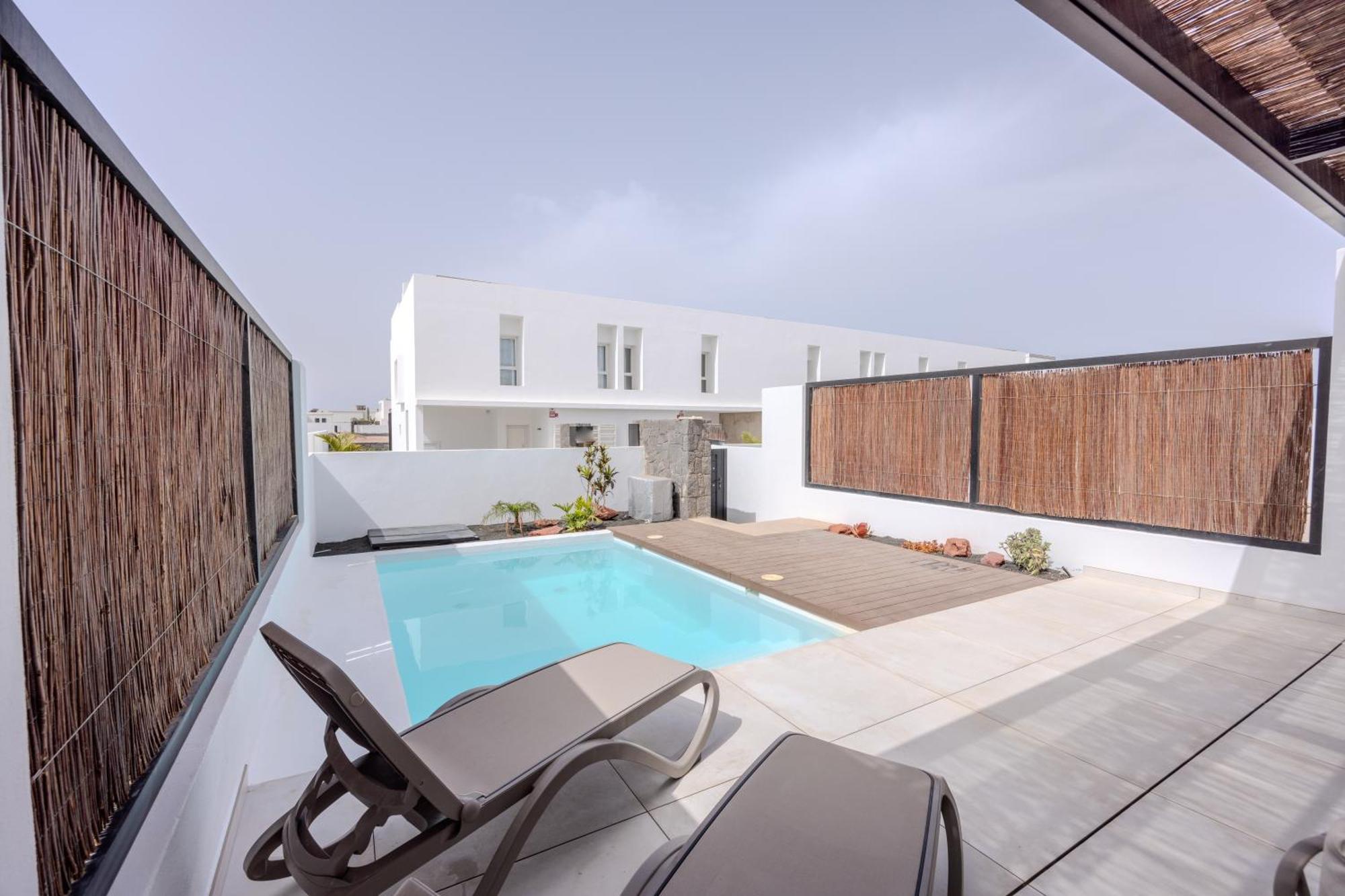 Serena Holiday Homes By Livvo Playa Blanca  Luaran gambar
